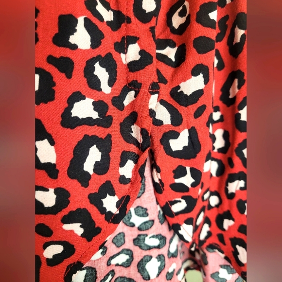 ⏰️3/$10 XXL Old Navy Red leopard prints tank top - Picture 3 of 7